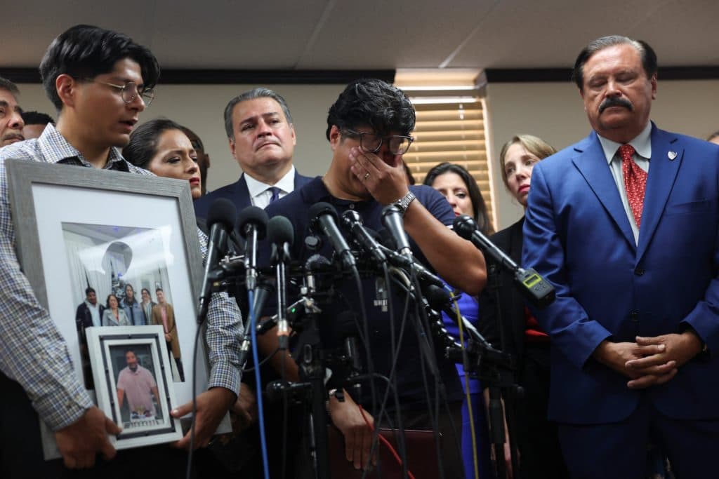 ICE agent kills Mexican immigrant in Houston in latest deadly enforcement encounter